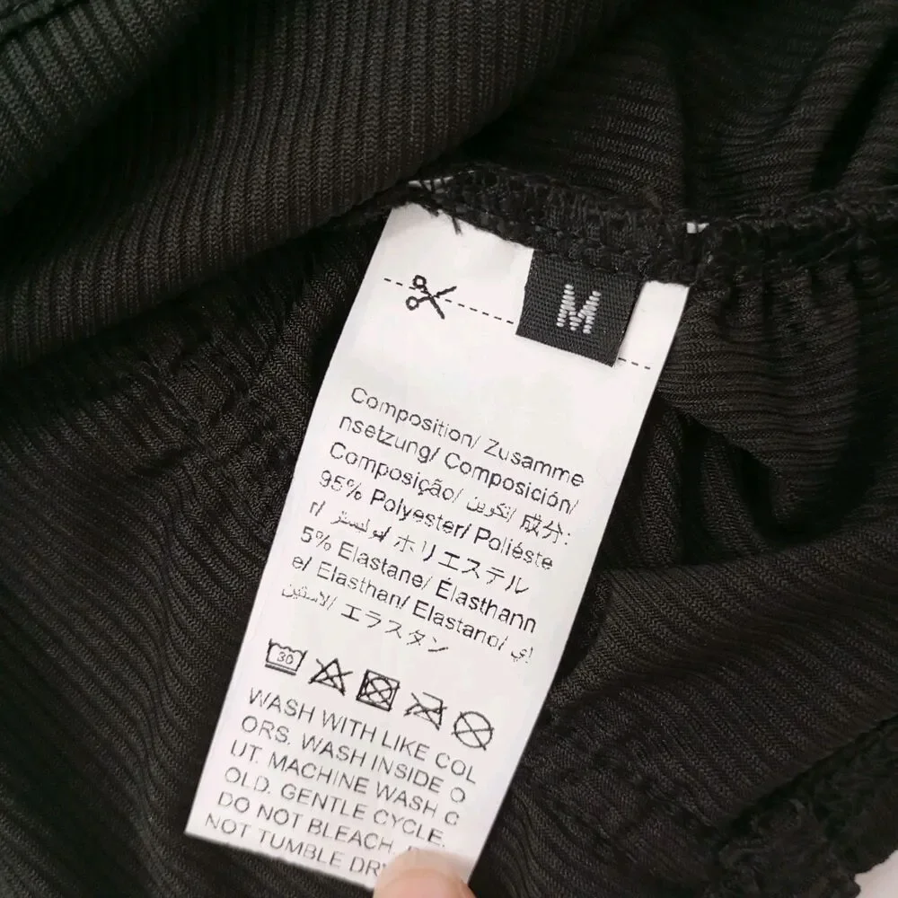 Crop Top  Size M Women's Black - Picture 12 of 12